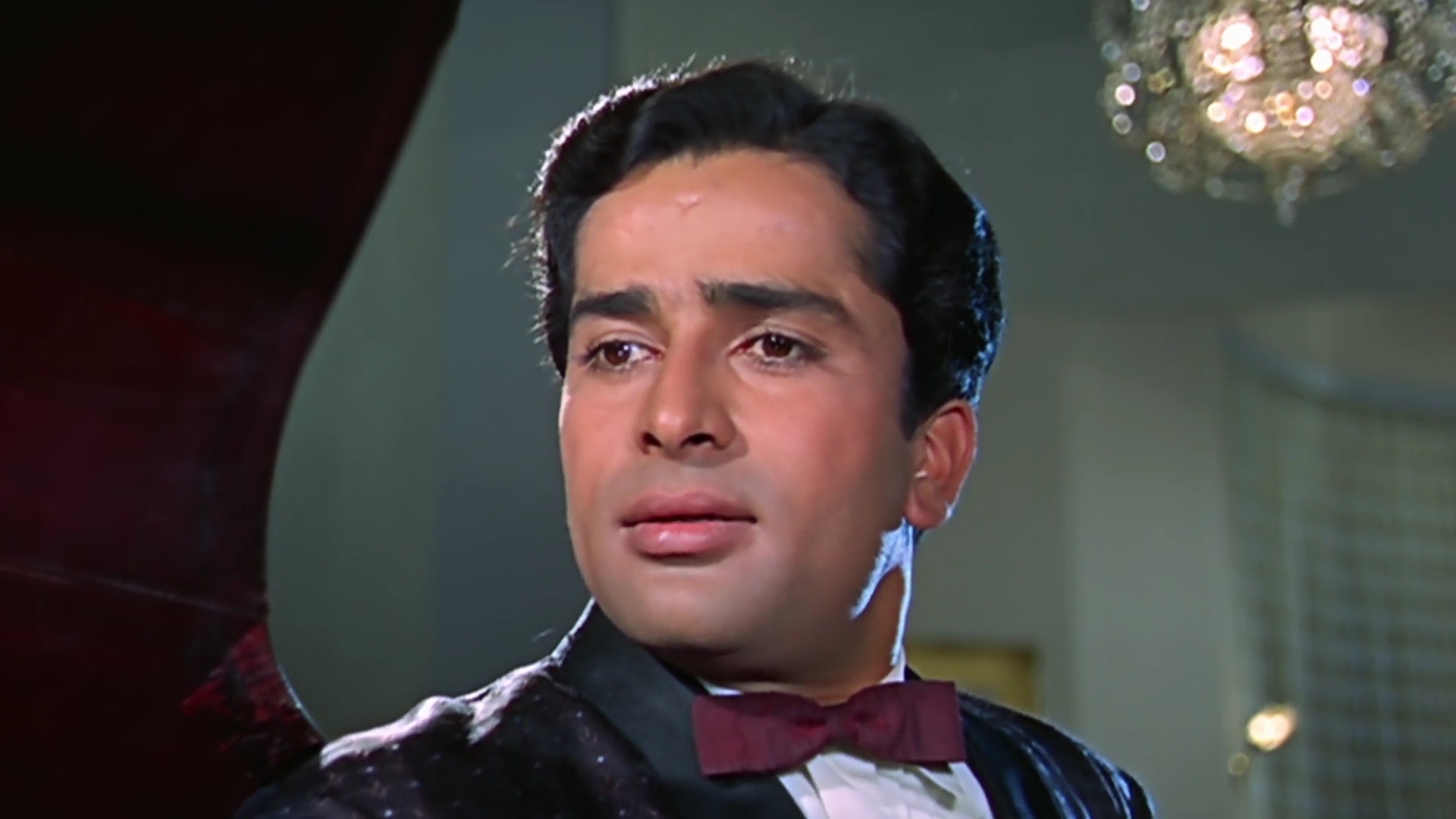 Jab.Jab.Phool.Khile.1965.WEBHDRip.1080p.AVC[(193521)18-39-21].JPG