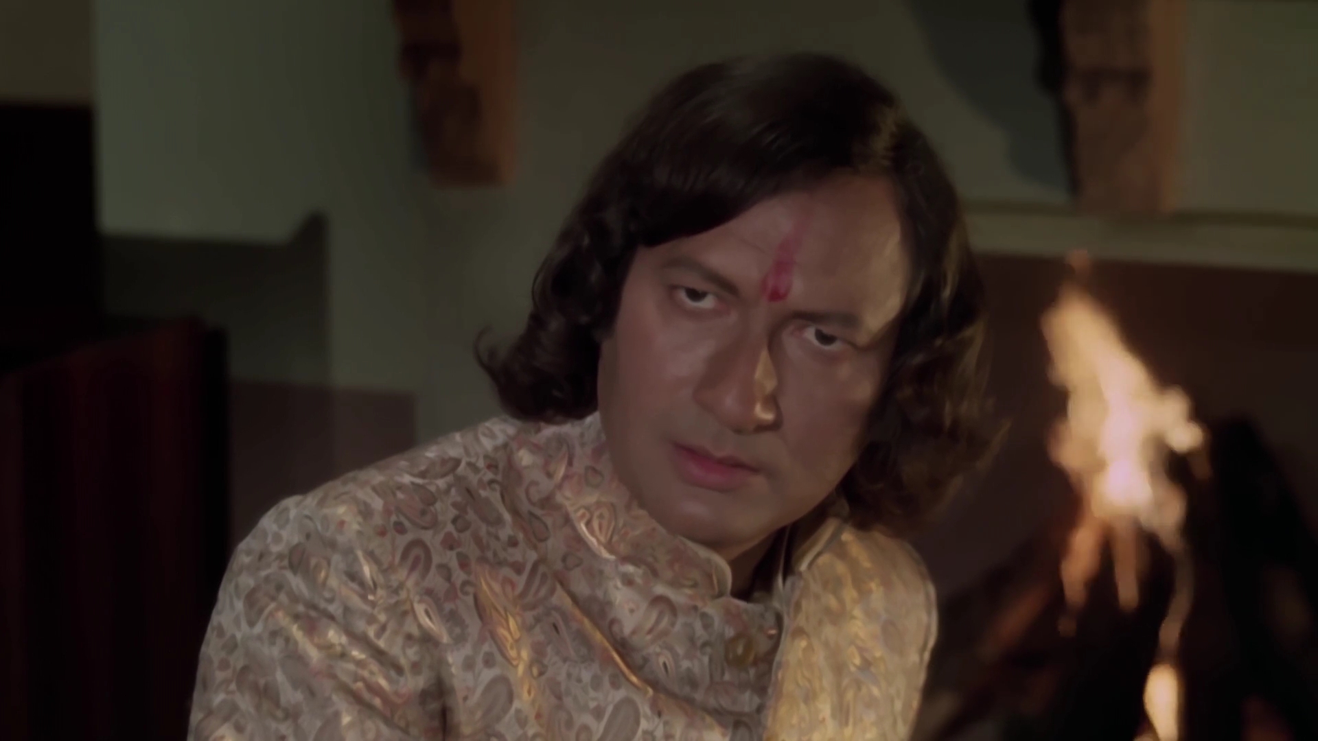 Main.Tulsi.Tere.Aangan.Ki.1978.WEBHDRip.1080p.AVC[(038911)18-16-13].JPG