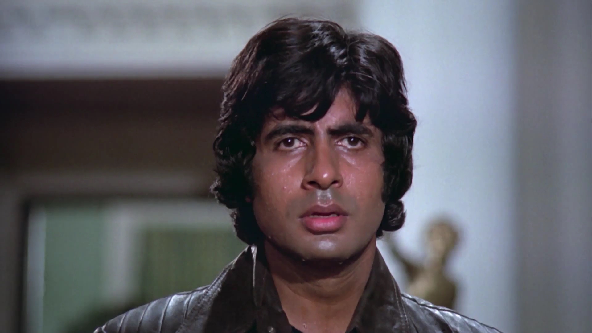 Hera Pheri.1976.1080p.WEB-DL.AVC.AAC.ESub.DDR.mp43981.jpg