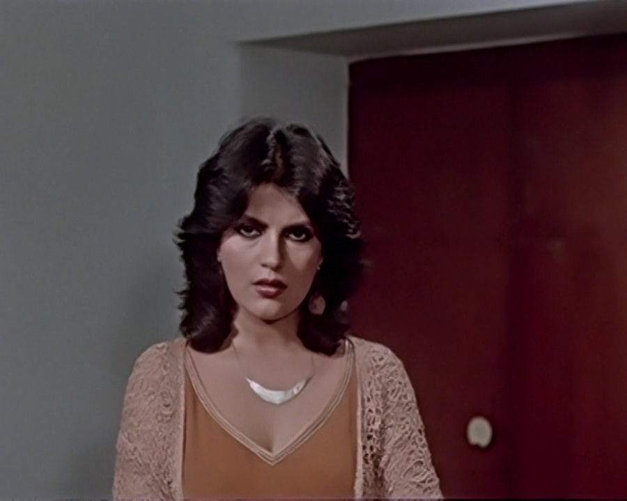 Bhavani.Junction.1985.WebHDRip.720p.AVC[(144637)04-28-12].JPG