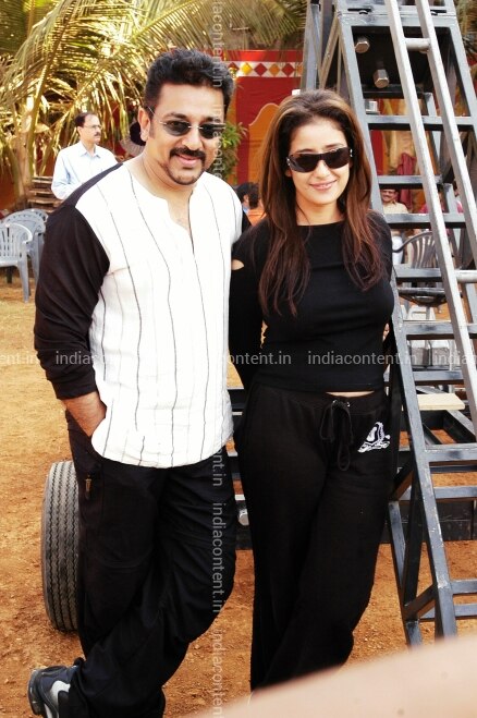 659-kamal-hassan-and-manisha-koirala-in-mumbai-express-during-media-meet-image-HASSAN_WITH_KOIRALA_122404_BP.jpg