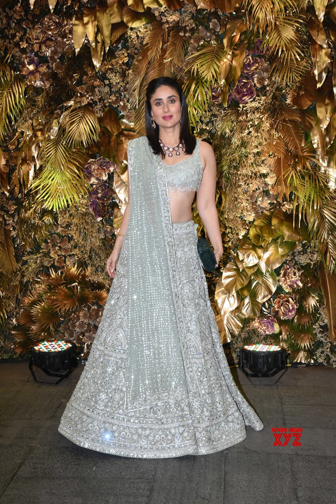 Karishma-Kapoor-Kareena-Kapoor-Rekha-and-others-at-armaan-jain-and-anissa-malhotra-wedding-party--Gallery-84.jpg