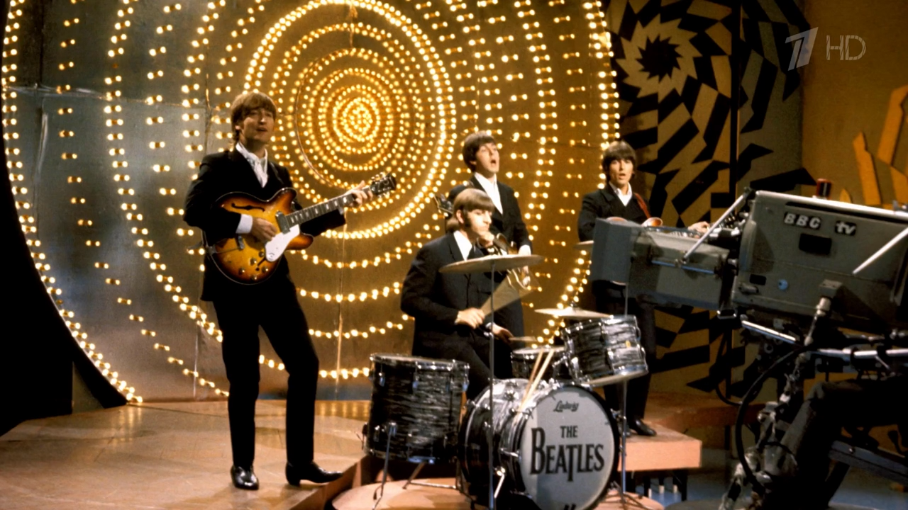 Lennons.Last.Weekend.2020.WEB.1080p-ylnian.mkv_snapshot_46.36.845.png