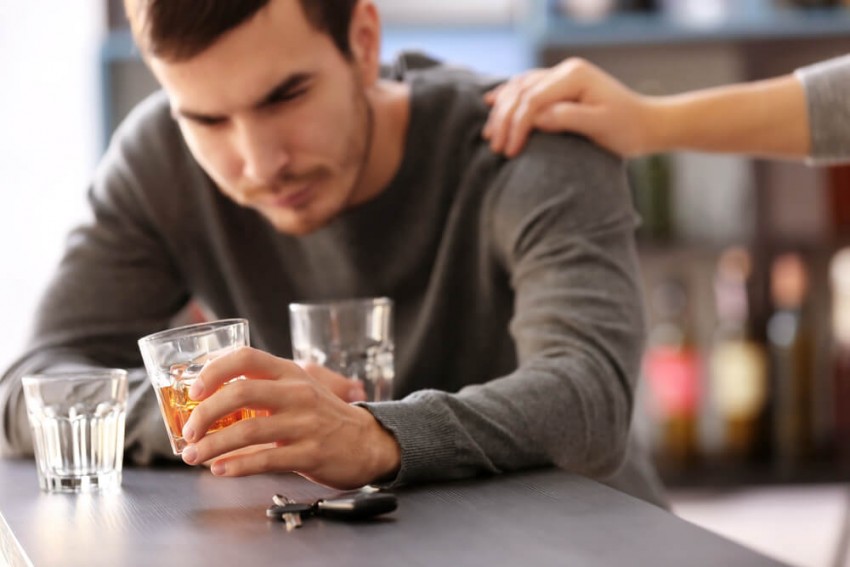 как развивается алкоголизм
