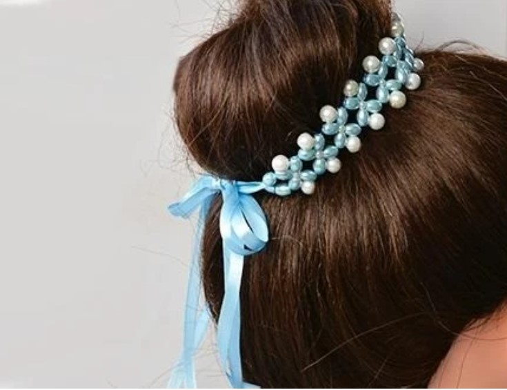 Лента для волос и бусин стеклянного жемчуга