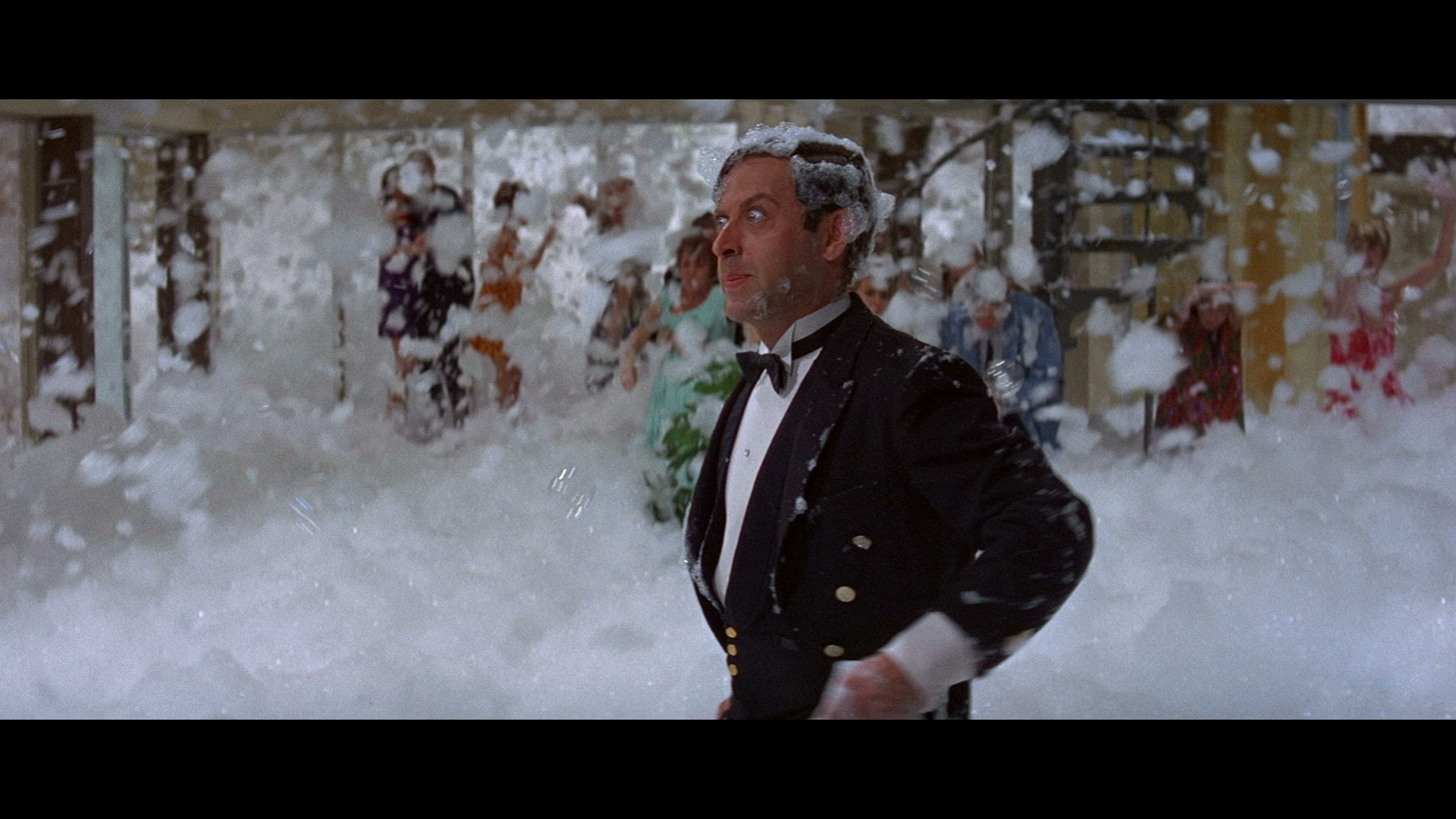The.Party.1968.Koch.Media.BDRemux.1080p[(132708)08-43-25].PNG