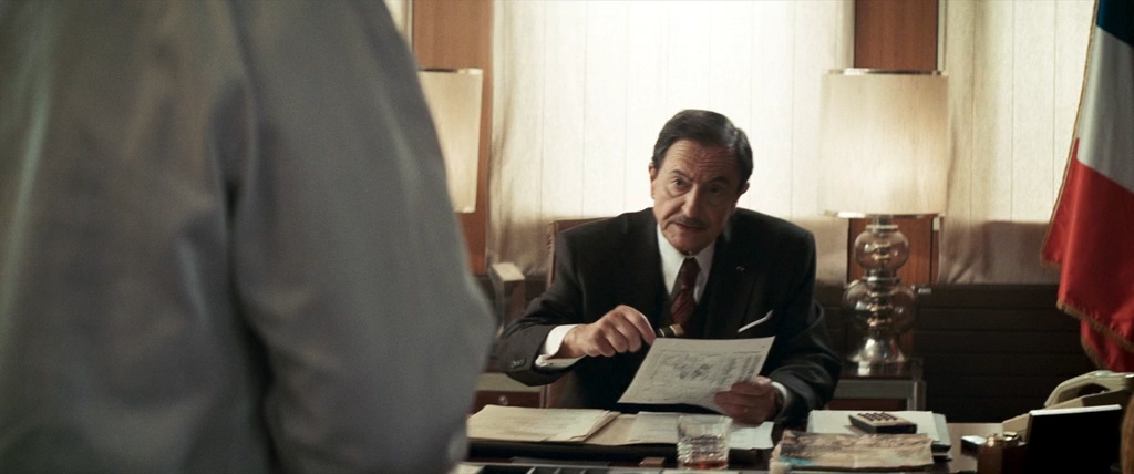 OSS 117.Alerte rouge en Afrique noire.2021.DUB.IVI.BDRip-AVC.[wolf1245.ExKinoRay].mkv_20220220_125116.232.jpg