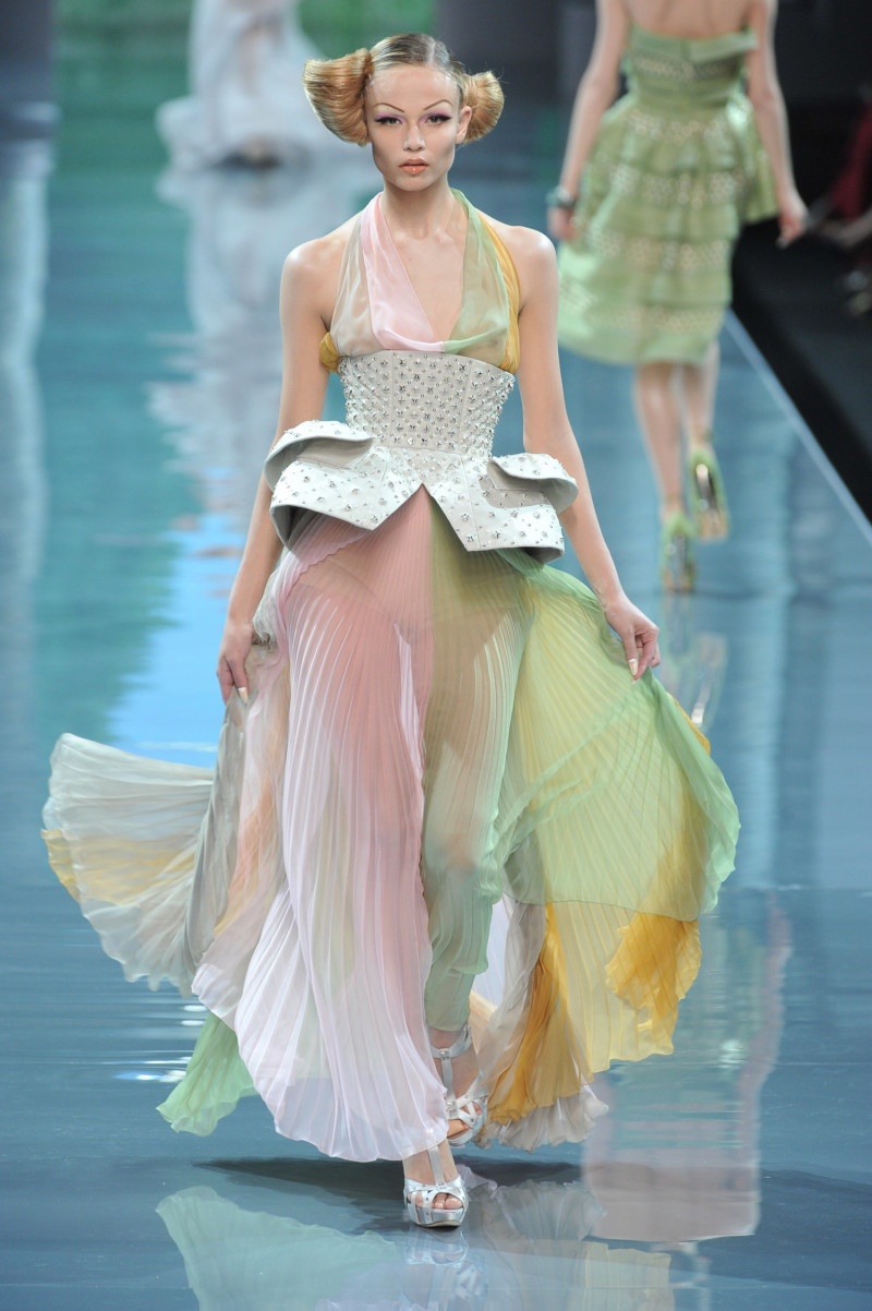 christian-dior-fall-2008-couture-00330h-natasha-poly.jpg