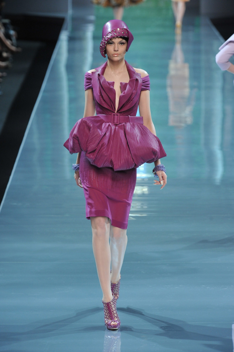 christian-dior-fall-2008-couture-00240h-martha-streck.jpg