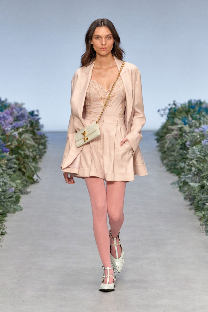 00018-Zimmermann-RTW-SS2021.jpg