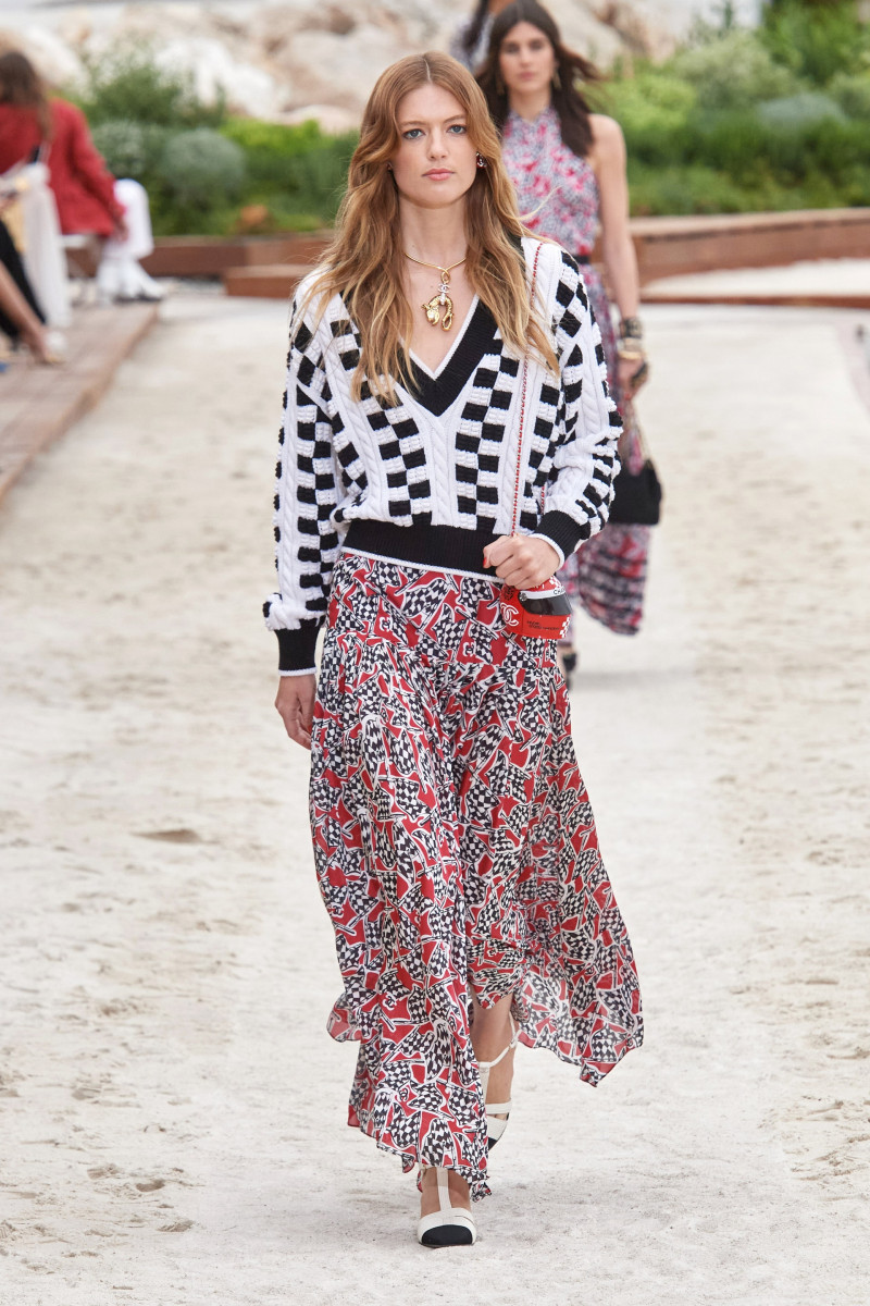 00020-chanel-resort-2023-monaco-credit-gorunway.jpg
