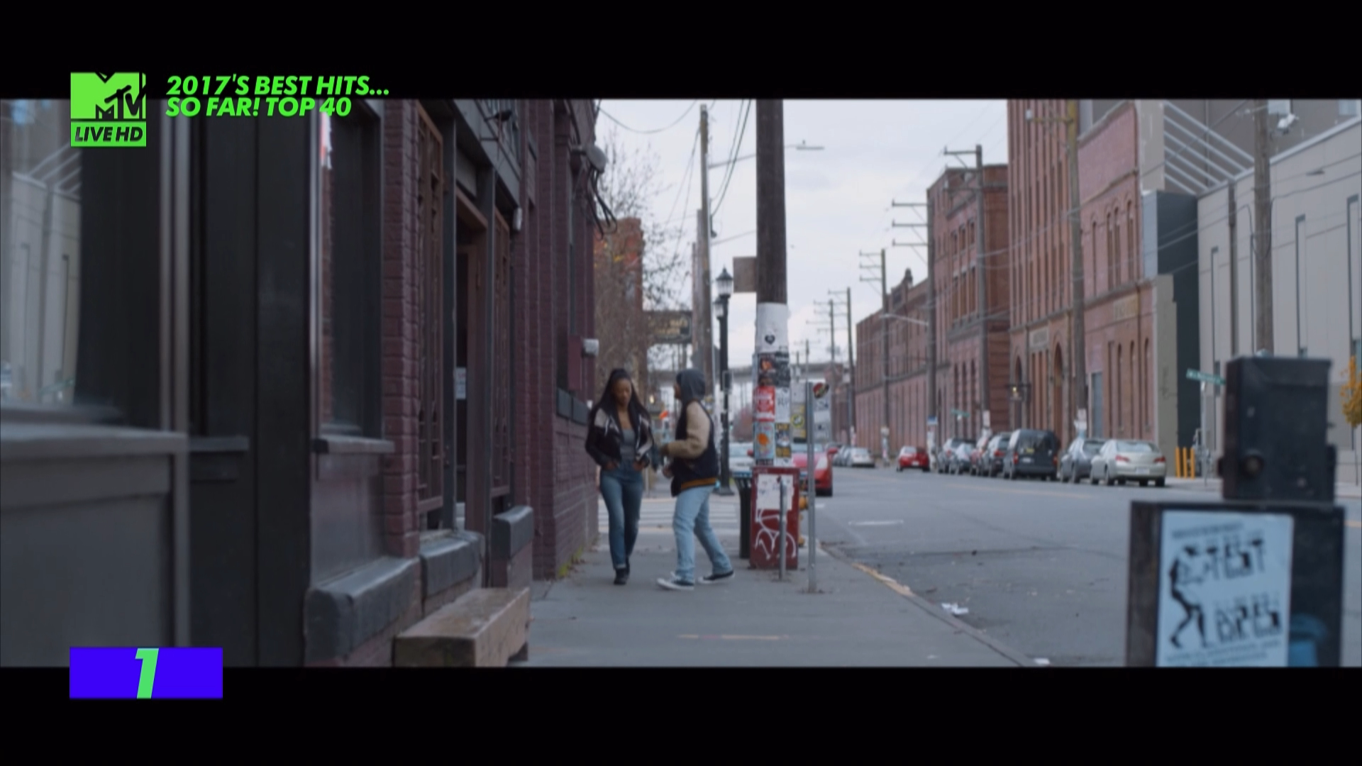 Ed Sheeran - Shape Of You [MTV Live HDTV](2017).ts_20220506_150724.284.png