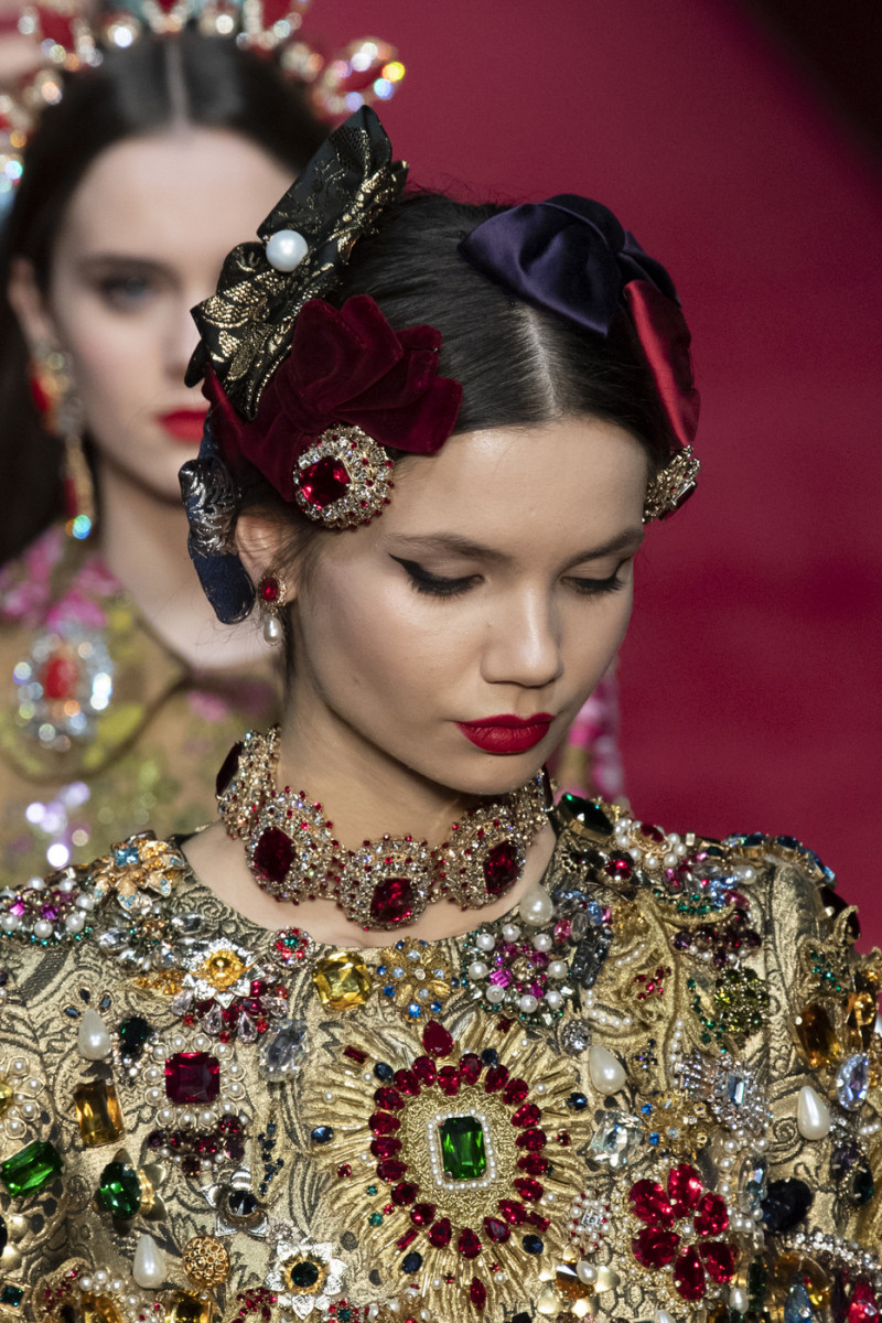 Dolce+Gabbana+Fall+2019+Details+ke6Lnalpm1ax.jpg