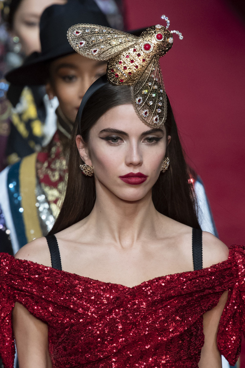 Dolce+Gabbana+Fall+2019+Details+0FEVjRMYWbCx.jpg