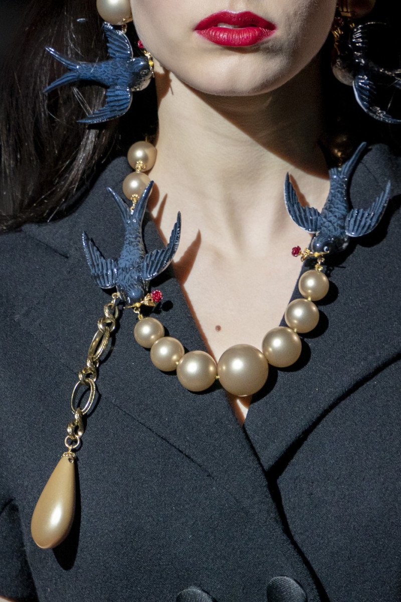 Dolce+Gabbana+Fall+2019+Details+XeK5Oob8mzrx.jpg