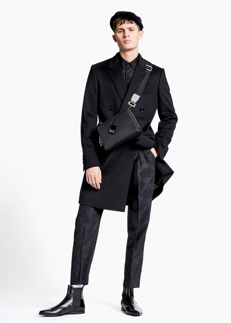dolce-and-gabbana-fall-winter-2020-21-man-collection-68.jpg