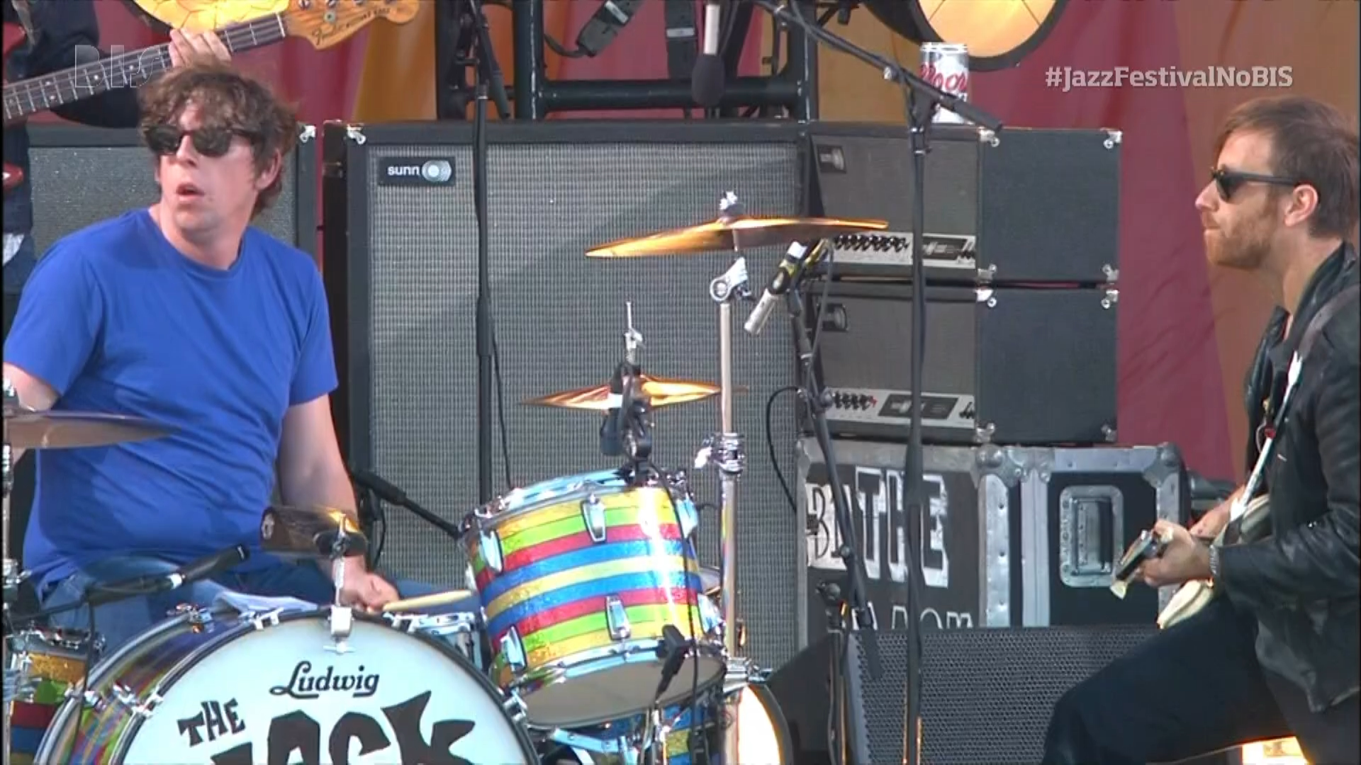 The Black Keys - New Orleans Jazz and Heritage Festival - 2013-05-05.mkv_20220804_105841.879.png
