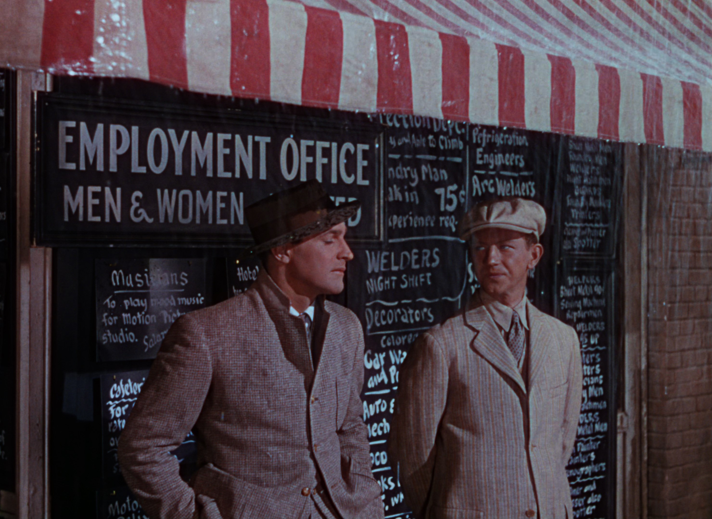 Поющие под дождём (Singin In The Rain) 1952.mkv_snapshot_00.07.40.460.jpg