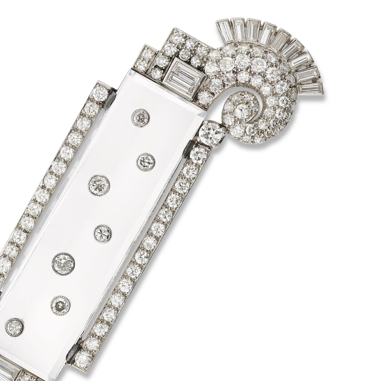 2022_PAR_21080_0026_001(van_cleef_amp_arpels_art_d201co_broche_cristal_de_roche_et_diamants091856)(1).jpg