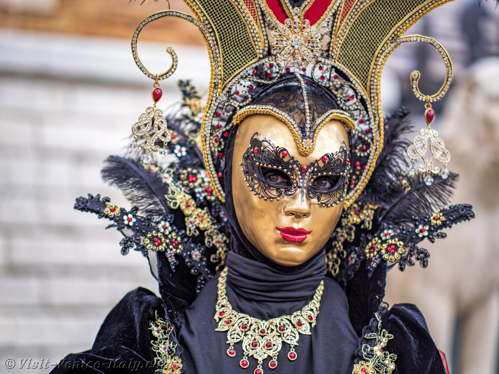 Венецианская маска Валери