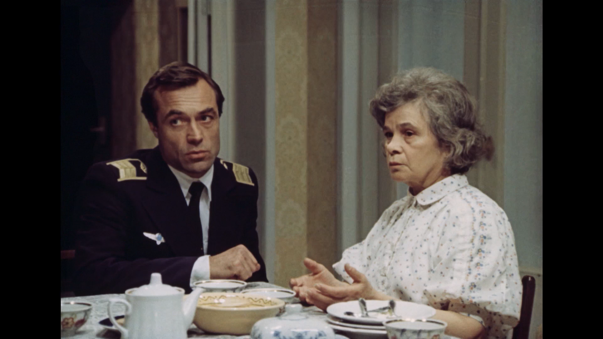 Воля.вселенной.1988.WEB.1080p-ylnian.mkv_snapshot_00.28.24.400.png