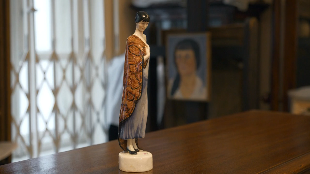 Ахматова. Вечное присутствие.2019.WEB.720p-ylnian.mkv_snapshot_00.08.23.230.png