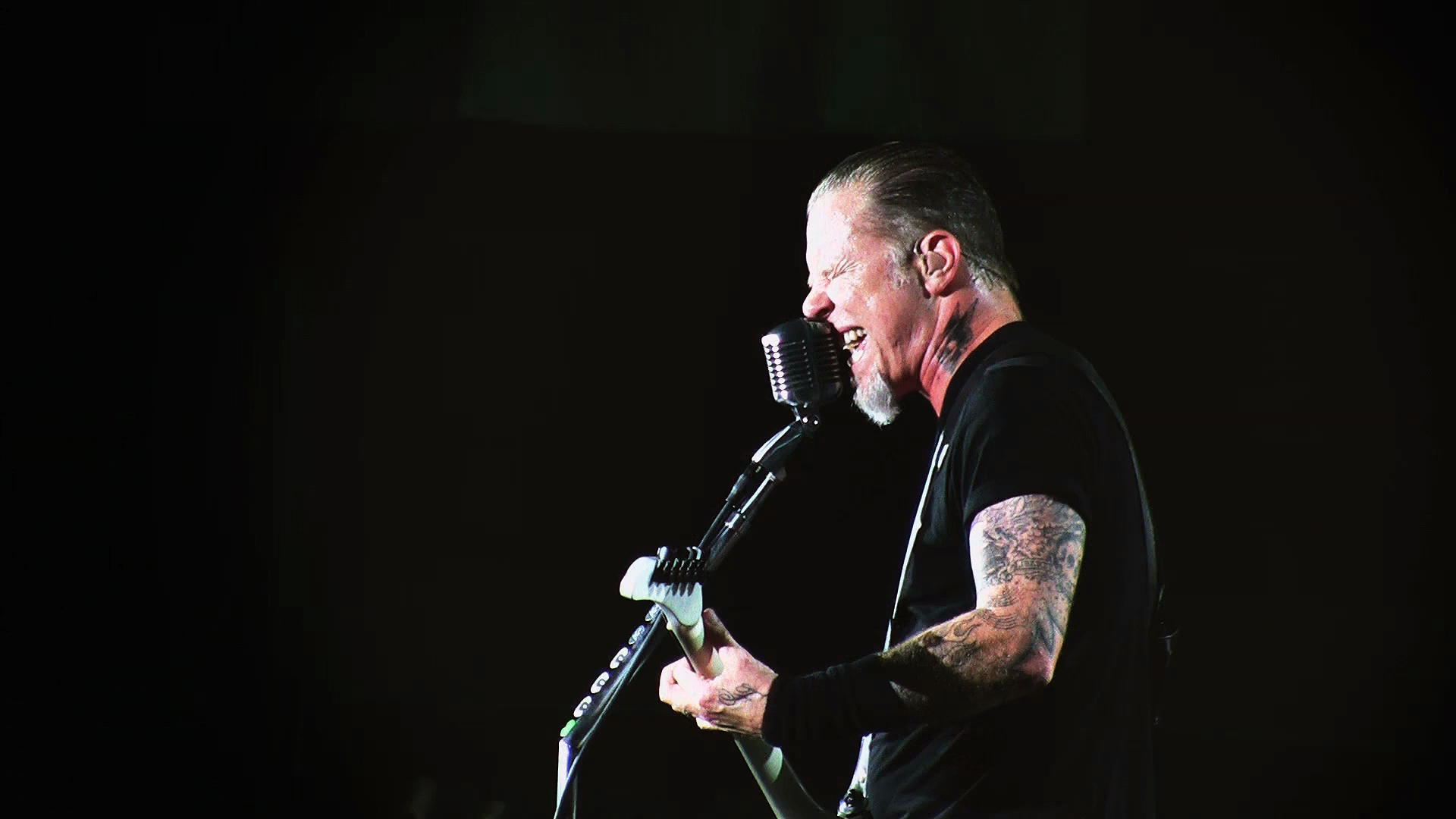 Metallica - Fan Can Six Copenhagen_Rip1080_HDR.mkv_20230313_194744.316.png