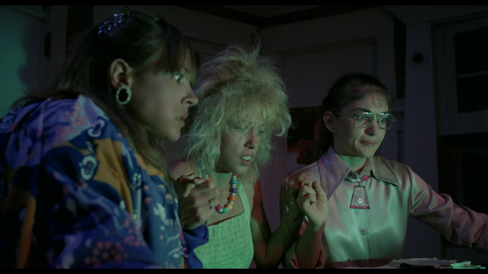 Nightmare.Sisters.1988.Vinegar.Syndrome.BDRemux.1080p[(054850)2023-03-20-13-01-25].PNG