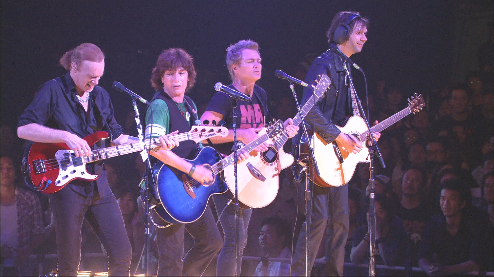 Mr. Big - Back To Budokan (Next Time Around 2009 Tour) [2011, Hard rock, BDRip 1080p].mkv_20230415_094044.430.png