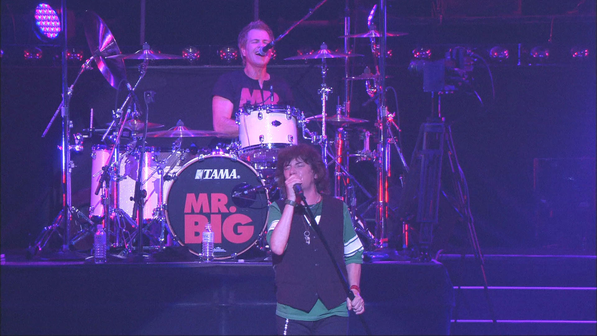 Mr. Big - Back To Budokan (Next Time Around 2009 Tour) [2011, Hard rock, BDRip 1080p].mkv_20230415_094017.822.png