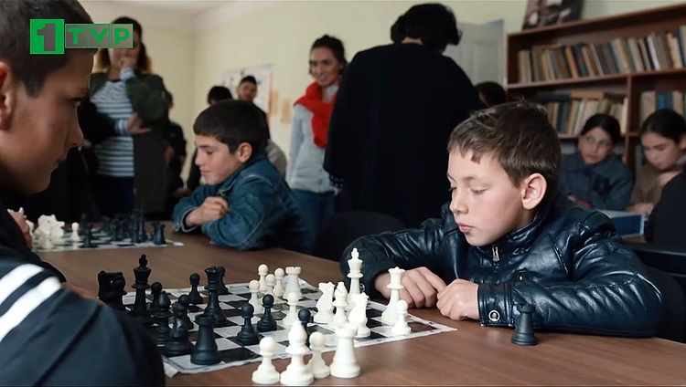 Слава королеве /Glory to the Queen/ 2020 (0:40:46 / 1:22:00)