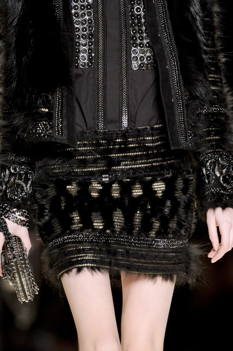 Roberto+Cavalli+Fall+2013+Details+7iw1c-gYetWx.jpg