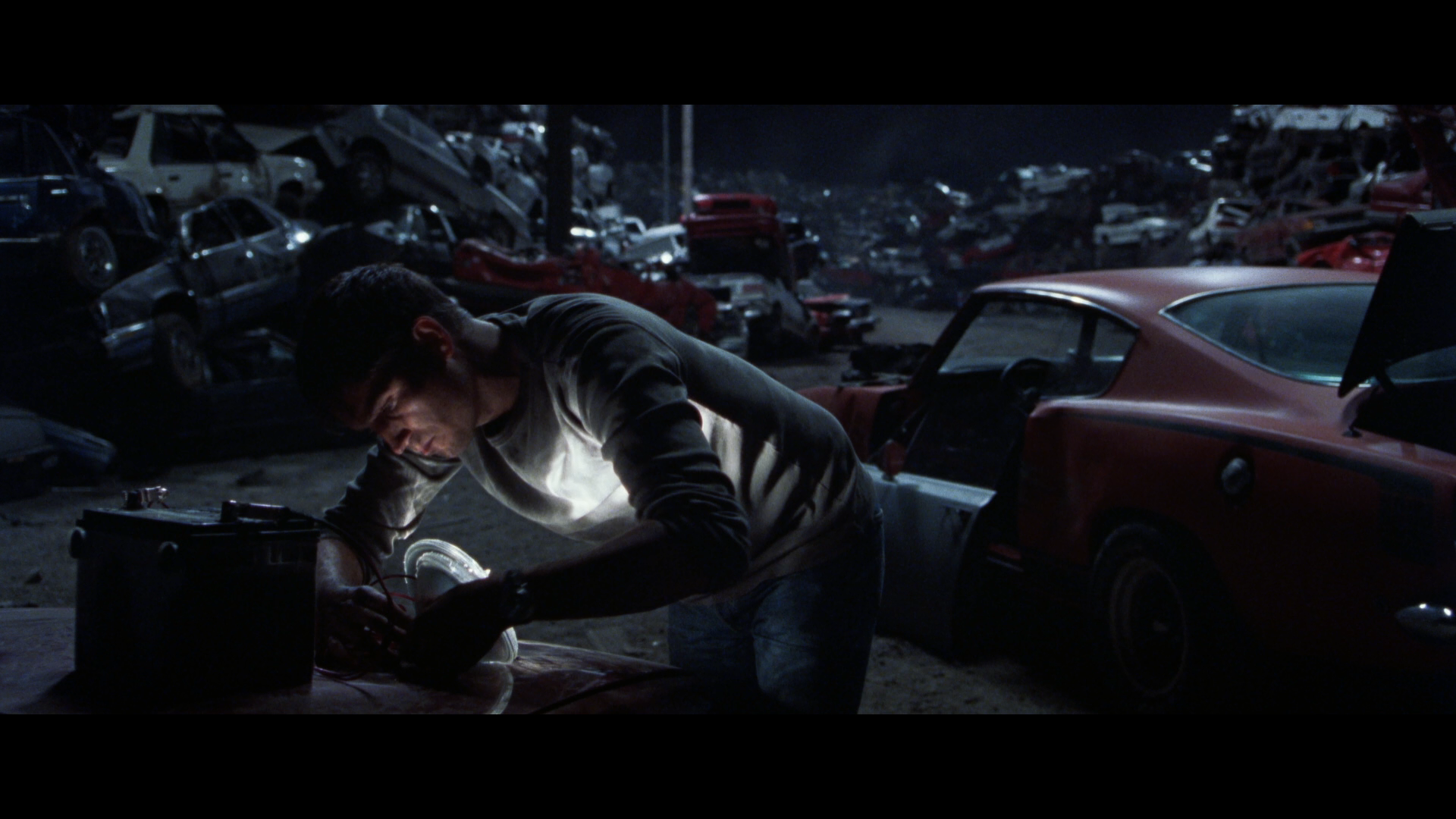 Шоссе смерти.2004.BDRemux.1080p.R.G. Goldenshara.mkv_snapshot_00.44.58_[2023.06.06_09.56.50].png