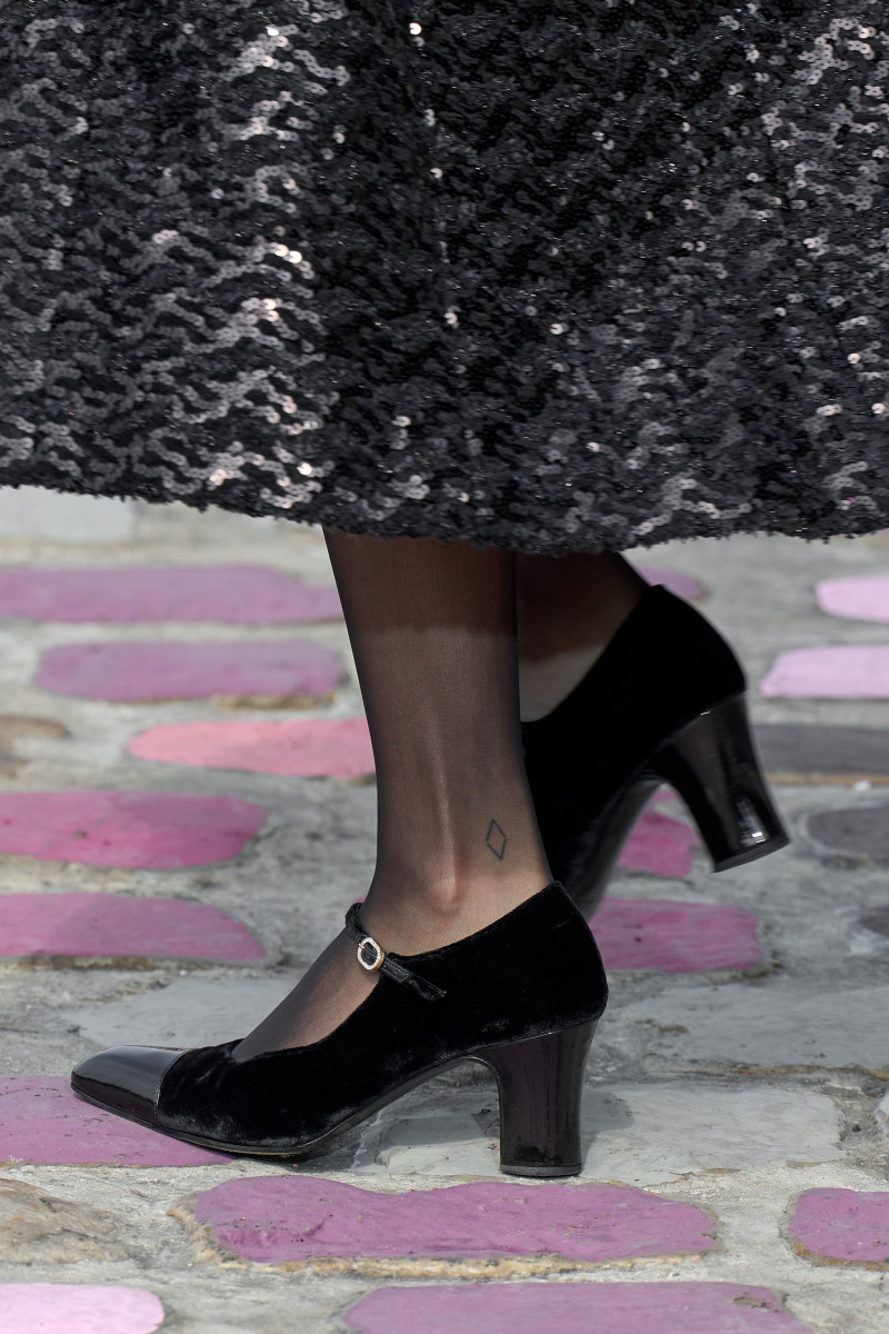 00005-chanel-fall-2023-couture-detail-credit-gorunway.jpg