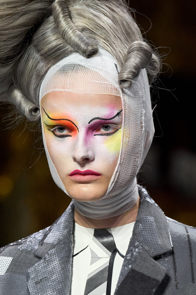 00109-thom-browne-fall-2023-couture-details-credit-gorunway.jpg