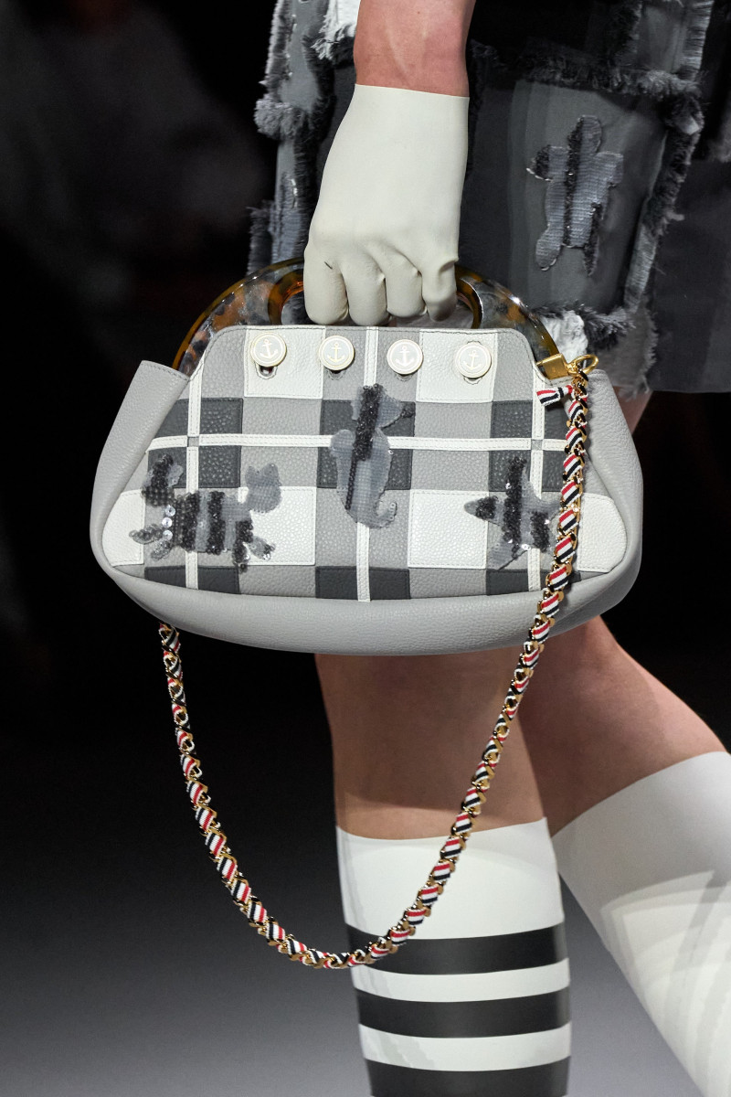 00110-thom-browne-fall-2023-couture-details-credit-gorunway.jpg