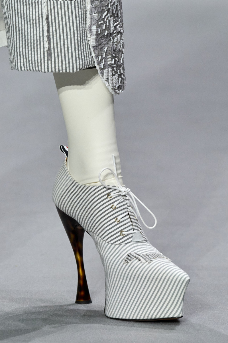 00036-thom-browne-fall-2023-couture-details-credit-gorunway.jpg