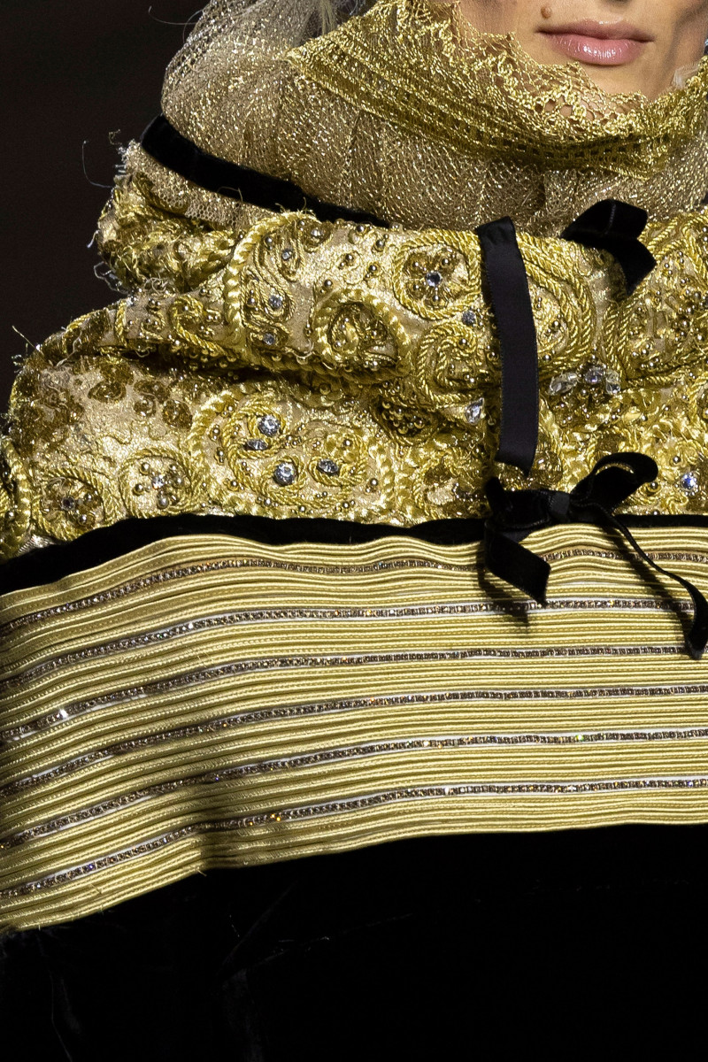 00042-celia-kritharioti-fall-2023-couture-details-credit-brand.jpg