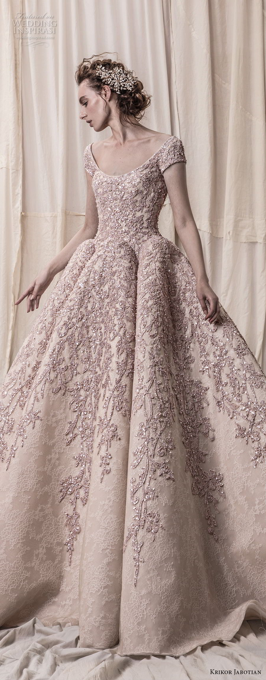 krikor-jabotian-spring-2018-bridal-cap-sleeves-scoop-nec_007.jpg