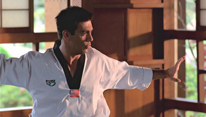 Sci-Fighter.2004.BDRip-Райдэн-1.avi_snapshot_00.25.12_[2023.08.21_18.57.18].png