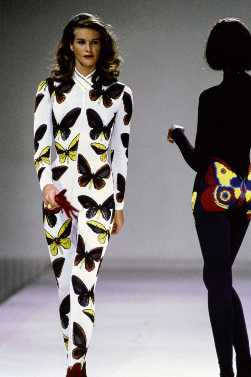 AZZEDINE-ALAIA-FALL-1991-RTW-83-ELLE-MACPHERSON.jpg