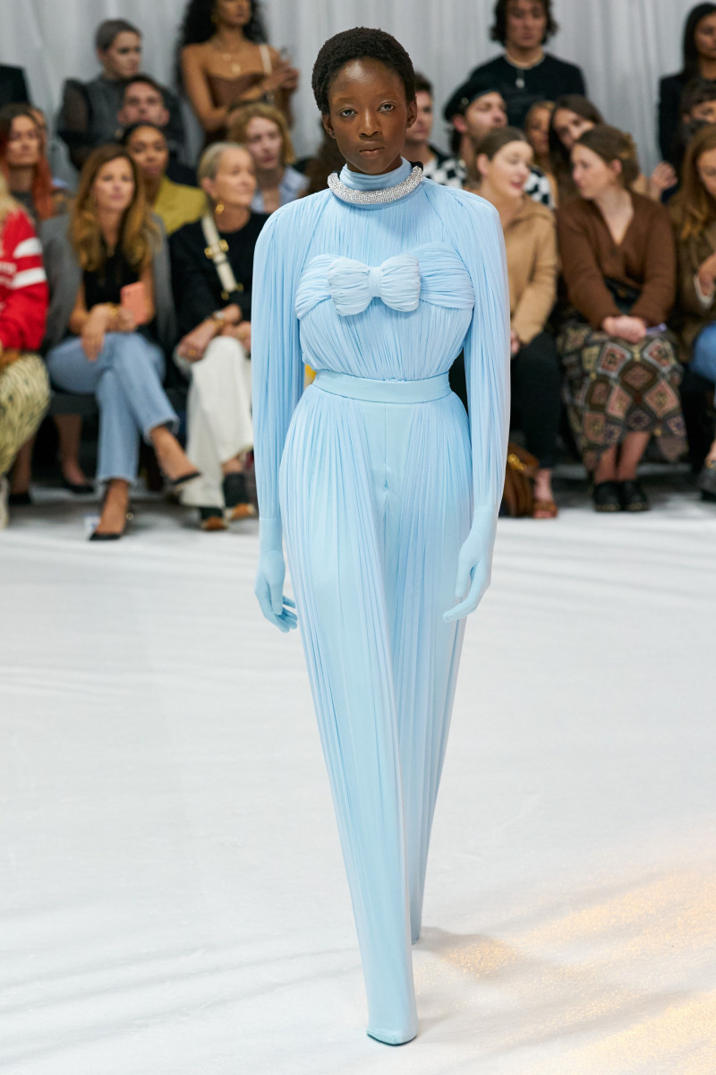 00006-Richard-Quinn-Spring-22-RTW-London-credit-gorunway.jpg