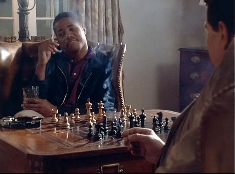 Убийца ворон /A Murder of Crows/ 1999 (0:54:30 / 1:42:00)