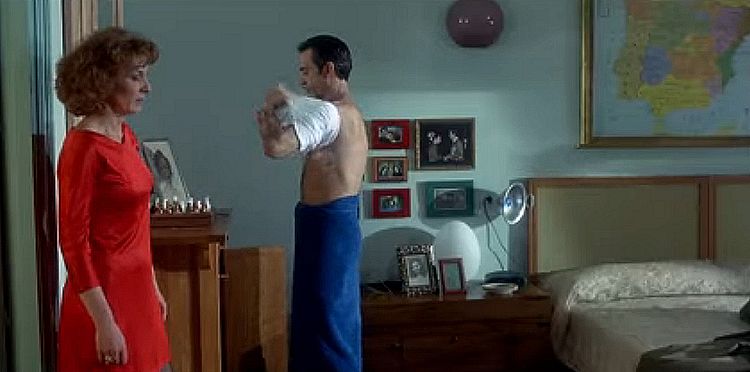 Цветок моей тайны /La Flor de mi Secreto/ 1995 (0:55:29 / 1:43:00 )