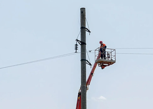 Более 200 км линий электропередачи отремонтировано в пяти районах Кубани