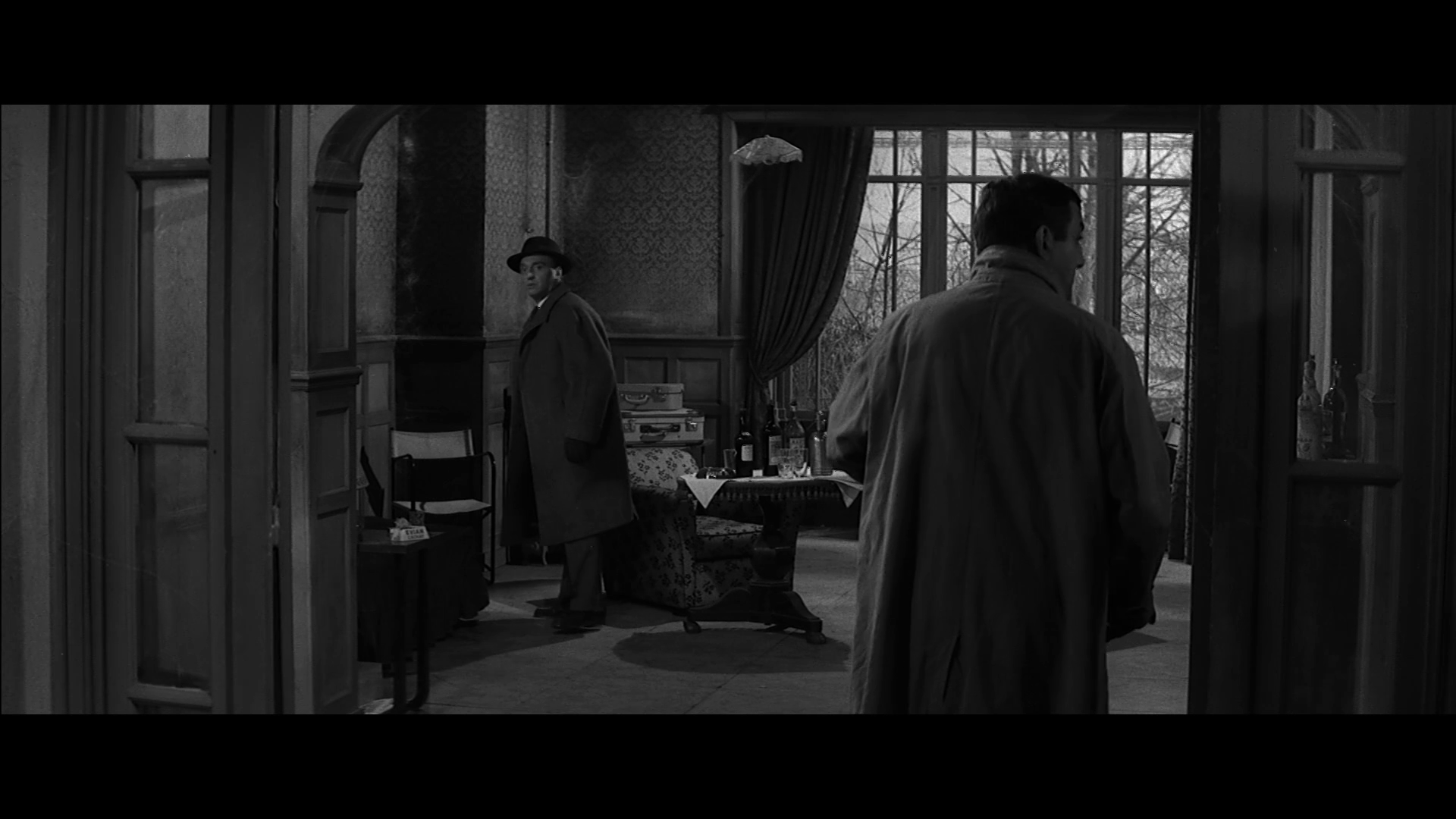 Le.gorille.vous.salue.bien.1958.WEB-DL.1080p[(007791)2023-11-11-07-18-42].PNG