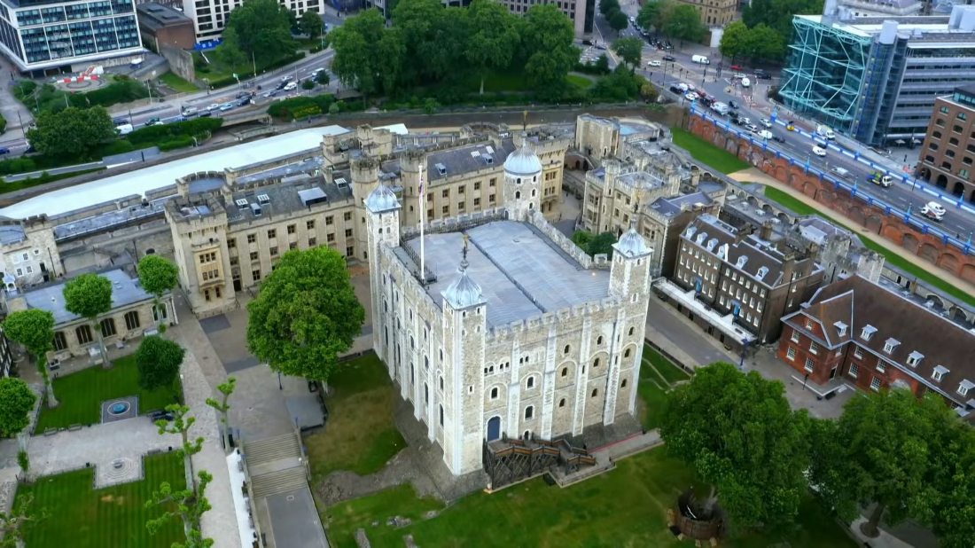 Inside the Tower of London S06E06 | En [1080p] (x265) D78b1ef3e785b800349bdc15eb8d80e0