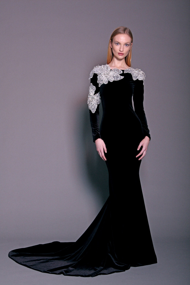 38-christian-siriano-pre-fall-2018.jpg