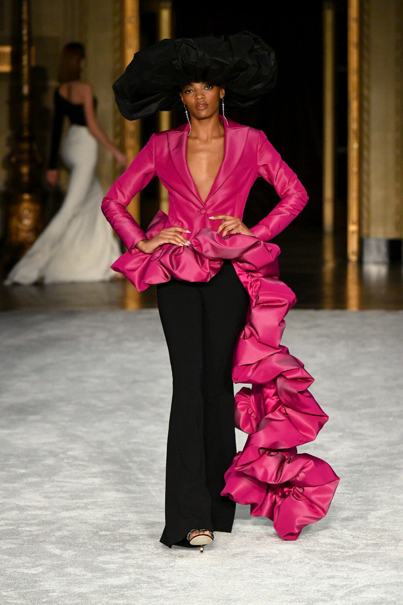 00037-Christian-Siriano-Fall-21.jpg