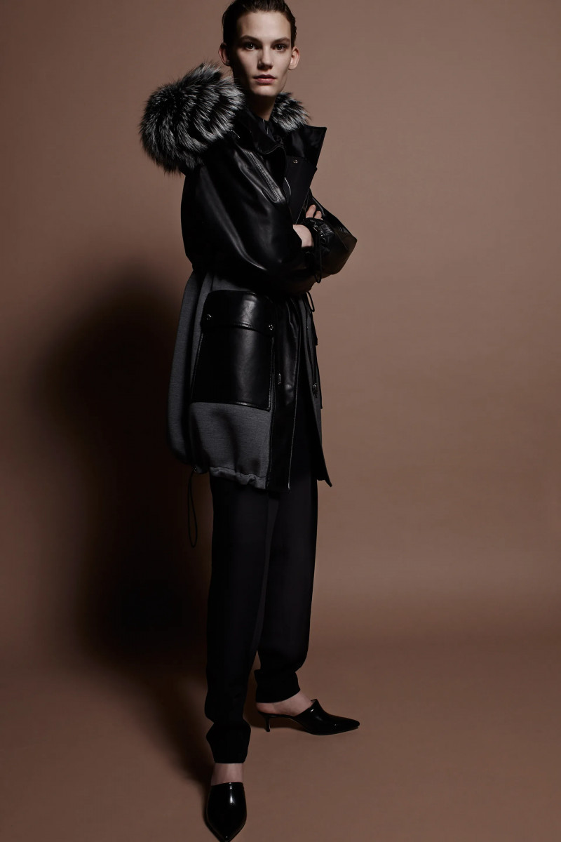 j-mendel-pre-fall-2016-lookbook-08.webp